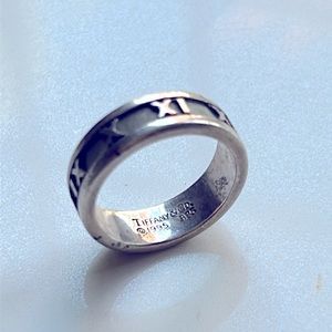 Tiffany & Co sterling silver Atlas ring size 6.5